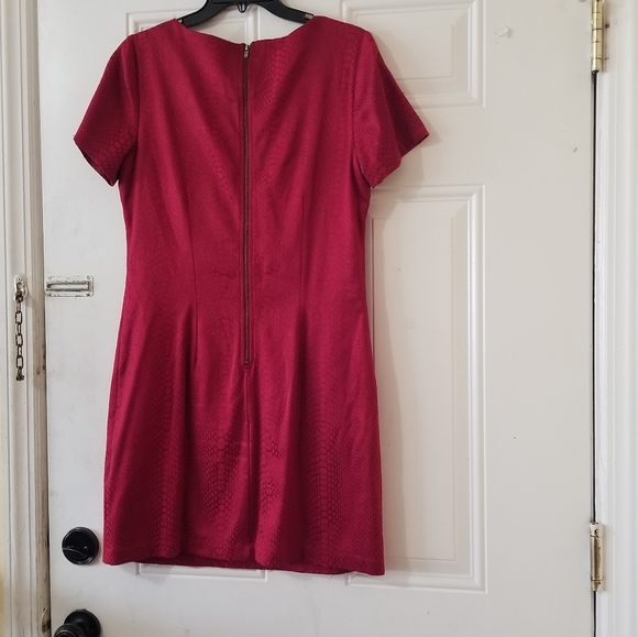 Halo Red Beaded Dress - Picture 10 of 12